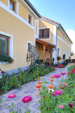 Exteriér apartmánů Dlouhá louka
