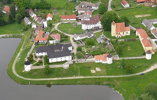Tvrz Žumberk